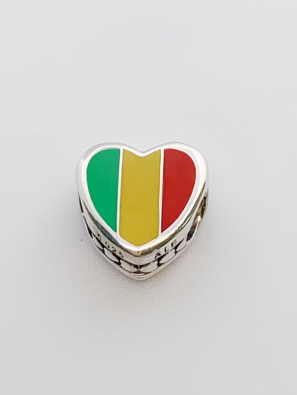 Pandora Maii Flag Heart Charm